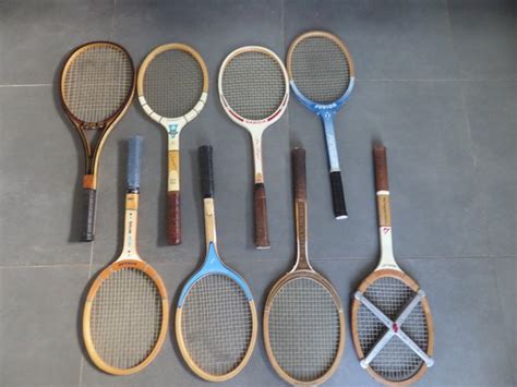 Raquettes De Tennis En Bois Pince M Tallique Et Balles Catawiki