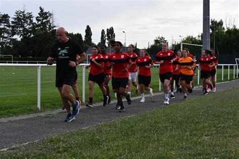 Soir de pré reprise pour les féminines du Bourges Foot 18 promues