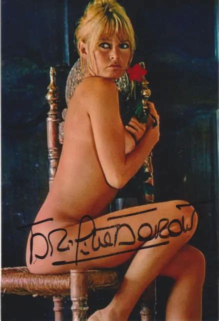 BRIGITTE BARDOT ORIGINAL Autogramm Signiertes Foto Sexy Nackt Portrait