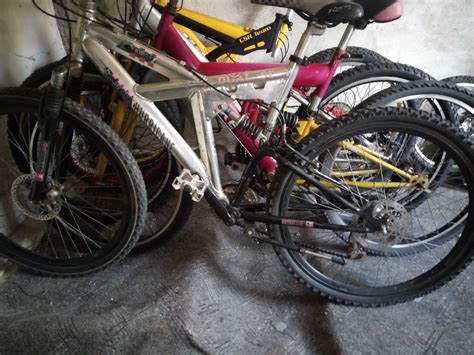 Vând biciclete full suspension cu și fārā discuri Oradea OLX ro