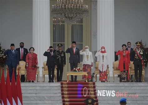 Presiden Jokowi Pimpin Upacara Peringatan Ke 77 Hari Tni