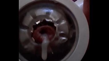 Jeu anal plug anal et masturbateur masculin trouvaille gros plan éjaculation XVIDEOS