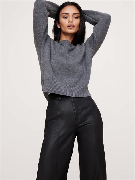 Merino Crew Neck Cropped Sweater Banana Republic