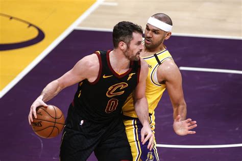 Kevin Love Fires Back At Kyrie Irving S Insulting Comments Side