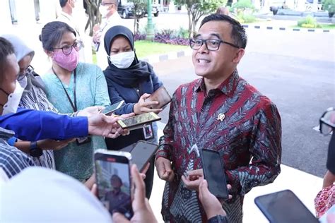 Kabar Baik Untuk Tenaga Honorer Dan Guru Lolos Pg Jadi Prioritas