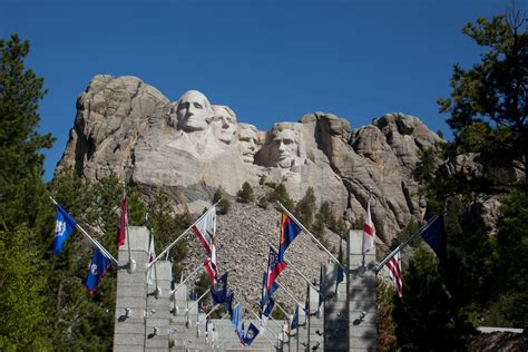 Visit Mount Rushmore | Drive The Nation