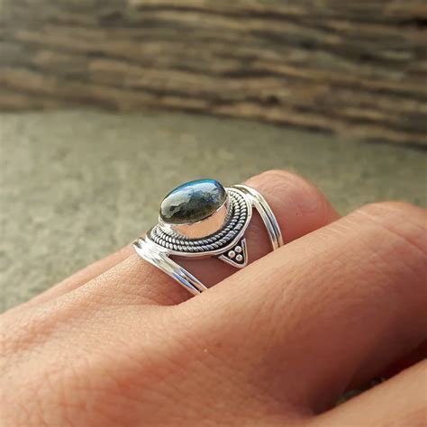 Grosse bague en turquoise naturelle OMYOKI bijoux équitables