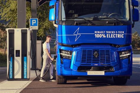 Trucker Treffen Wird Elektrisch Renault Trucks Zeigt Innovationen In