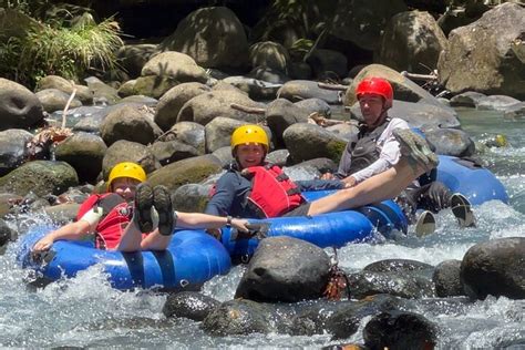 Tubing im Rio Celeste Tenorio Park zur Verfügung gestellt von Río