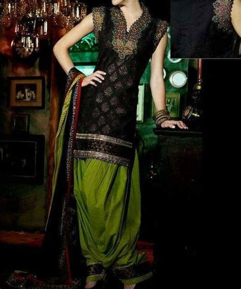 Pin By Sehrish Khan On Fashion Bollywood Outfits Dress Clothes For