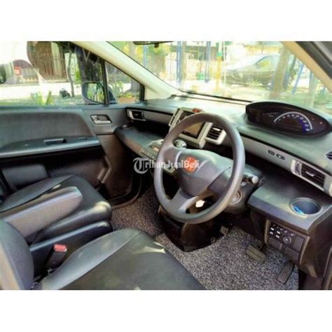 Mobil Honda Freed Psd Matic Bekas Km Rendah Surat Lengkap Pajak