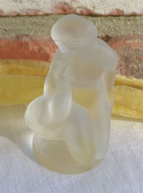 Lalique Nude Leda Swan Signed Crystal 2 Tags Intact France Exquisite