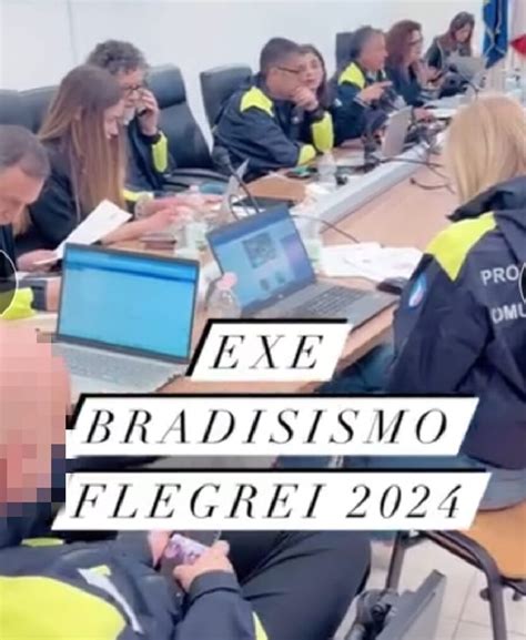 POZZUOLI Noia Alla Protezione Civile Durante Le Prove Di Evacuazione