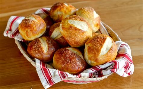 Yammie S Noshery Pretzel Buns