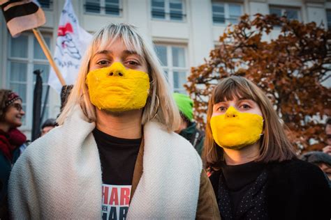 Coupes Budgétaires En Flandre La Bataille Culturelle Fait Rage