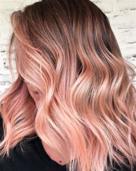 Pin By Sweet Cameleo On Coiffures Peachy Pink Hair Peach Hair