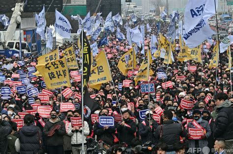 韓国研修医スト、医学部教授が合流示唆 保健相「極めて憂慮」 写真1枚 国際ニュース：afpbb News