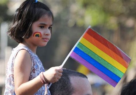 Los Colegios De Catalunya Estrenan Protocolo A Favor De Los Niños Transexuales Cromosomax