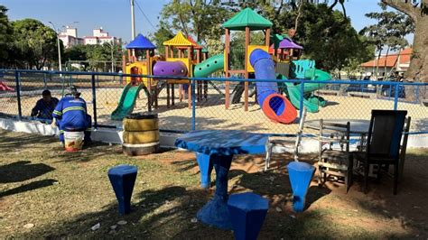 Prefeitura entrega revitalização da praça do Jardim Nossa Senhora do