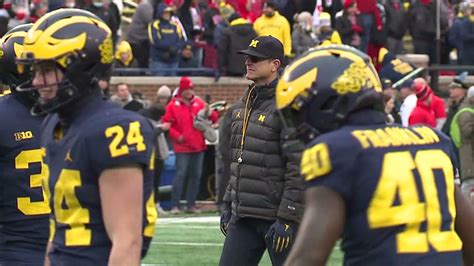 Watch Jim Harbaughs Pregame Routine Before Michigan Beat Ohio State In