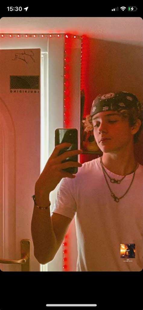 Lorenzo Sena Attori Hot College Hot