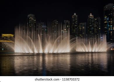 Dubai Fountain Show Night Uae Stock Photo 1158703345 | Shutterstock