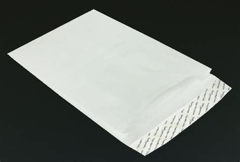 12 X 2 X 16 Tyvek Expandable Mailing And Shipping Envelope White