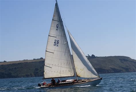 Glen Class Sloop For Sale Classic Wooden Sailing Yacht For Sale