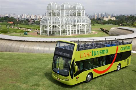 Curitiba tem city tour em ônibus double deck Circuito Mundo