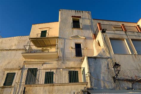 Vieste - Old Town Centre (1) | Gargano | Pictures | Italy in Global ...