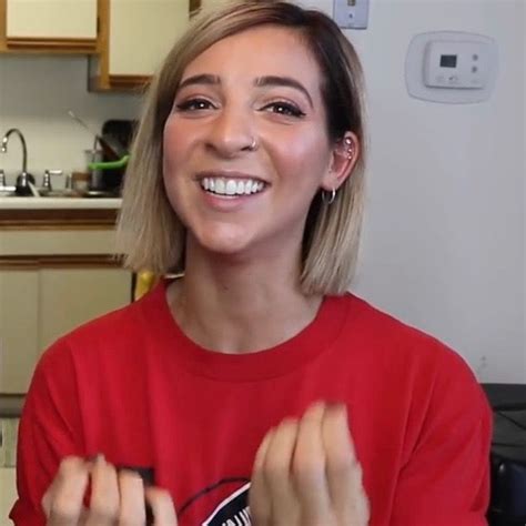 Pin By Kat Macdonald On Hair And Face Gabbie Hanna Hollywood Star Gabbie Hannah