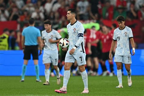 Surpresa Em Gelsenkirchen Derrota De Portugal Frente Ge Rgia