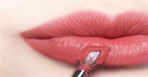 Son Kem YSL Nude Emblem Màu Hồng Đất Dòng Velvet Cream websosanh vn