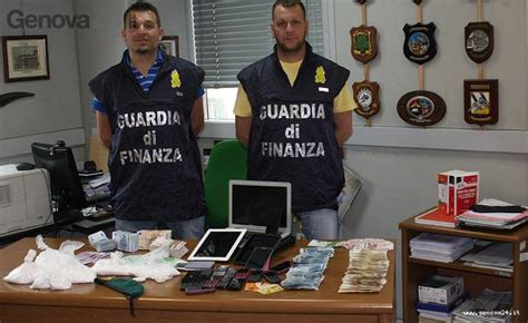 Cocaina E Crack Nel Centro Storico Stroncato Cartello Senegalese