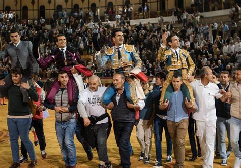 Las Mejores Im Genes De La Corrida De Emilio De Justo Talavante Y Juan