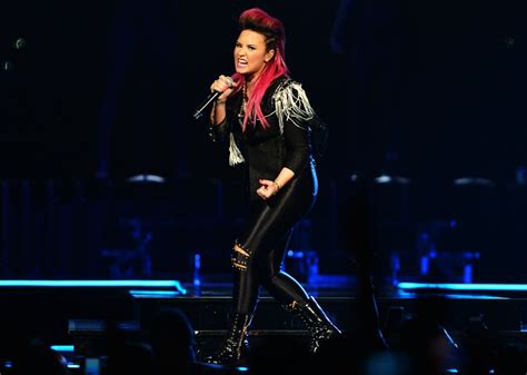 Demi Lovato Picture 494 - Demi Lovato Performing Live in Concert