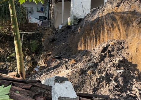 Defesa Civil de João Pessoa interdita casas após queda de muro em Cruz