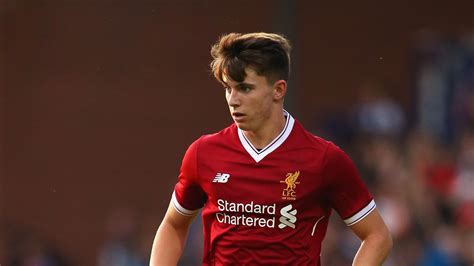 Liverpool 2 0 Manchester United Ben Woodburn Inspires Reds In Uefa