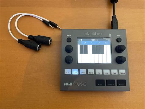 MATRIXSYNTH 1010 Music Blackbox Desktop Compact Sampling Studio W