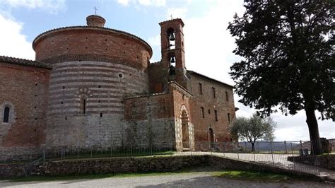 Abbazia Di San Galgano Chiusdino Tripadvisor