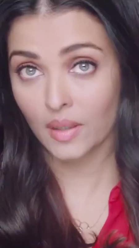 Aishwarya Rai L'oreal Advertisement Vertical