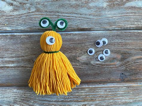 How To Make Yarn Dolls 4 Fun And Friendly Monster Yarn Dolls Kids Can