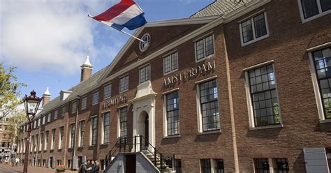 Pusat Kursus Bahasa Belanda Di Jogja Karta Pustaka Hermitage Amsterdam