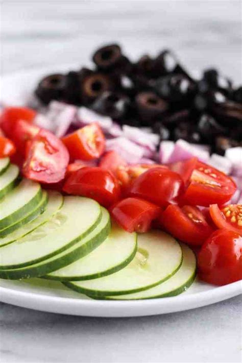 Baked Falafel Salads With Tzatziki Dressing Pumpkinandpeanutbutter