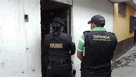 Policía Nacional Civil De Guatemala En Allanamientos Capturan A