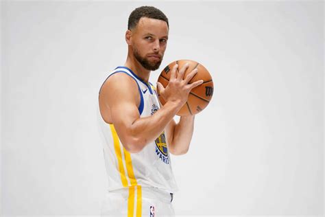 Biographie Stephen Curry carrière palmarès et records NBA