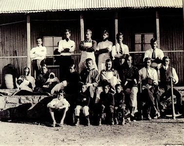 Mahatma Gandhi and residents of Tolstoy Farm | South African History Online