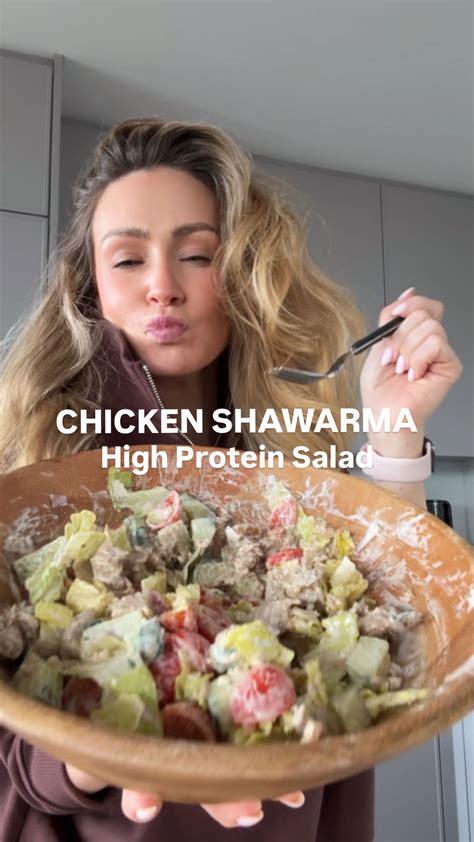 SUMMER SALAD Flavour Bomb CALS PER 1/3 bowl 390Cals, 38g Carbs, 18g Fat