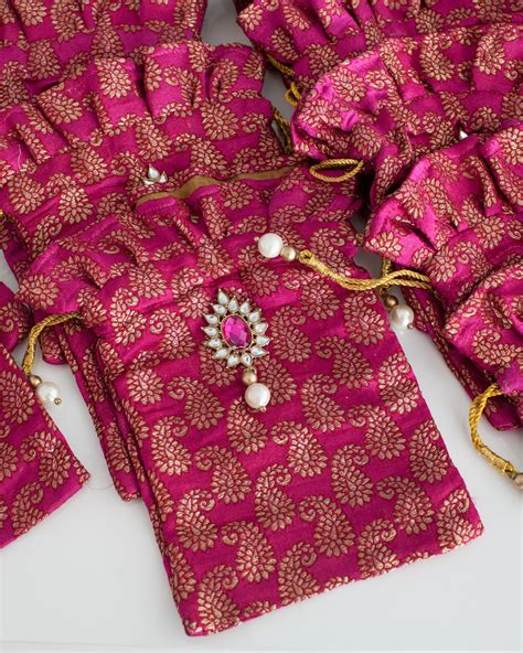 Indian Wedding Gifts For Guests - jenniemarieweddings