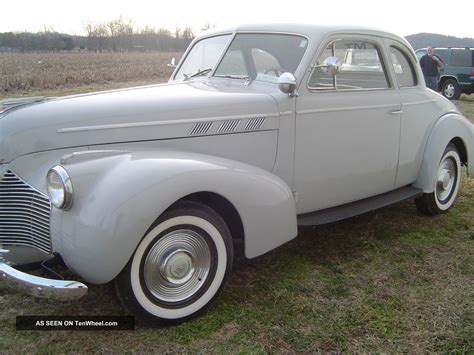 1940 Pontiac Business Coupe